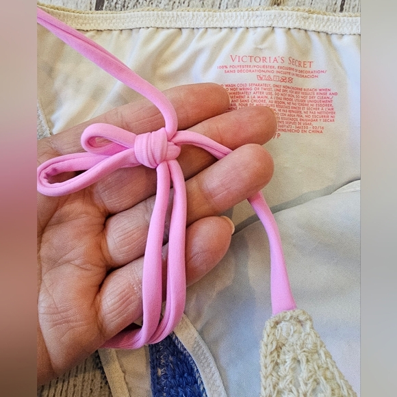 Victoria's Secret Size Small New w Tag Crochet Bikini Bottom Side Ties Multicolo - Picture 5 of 8